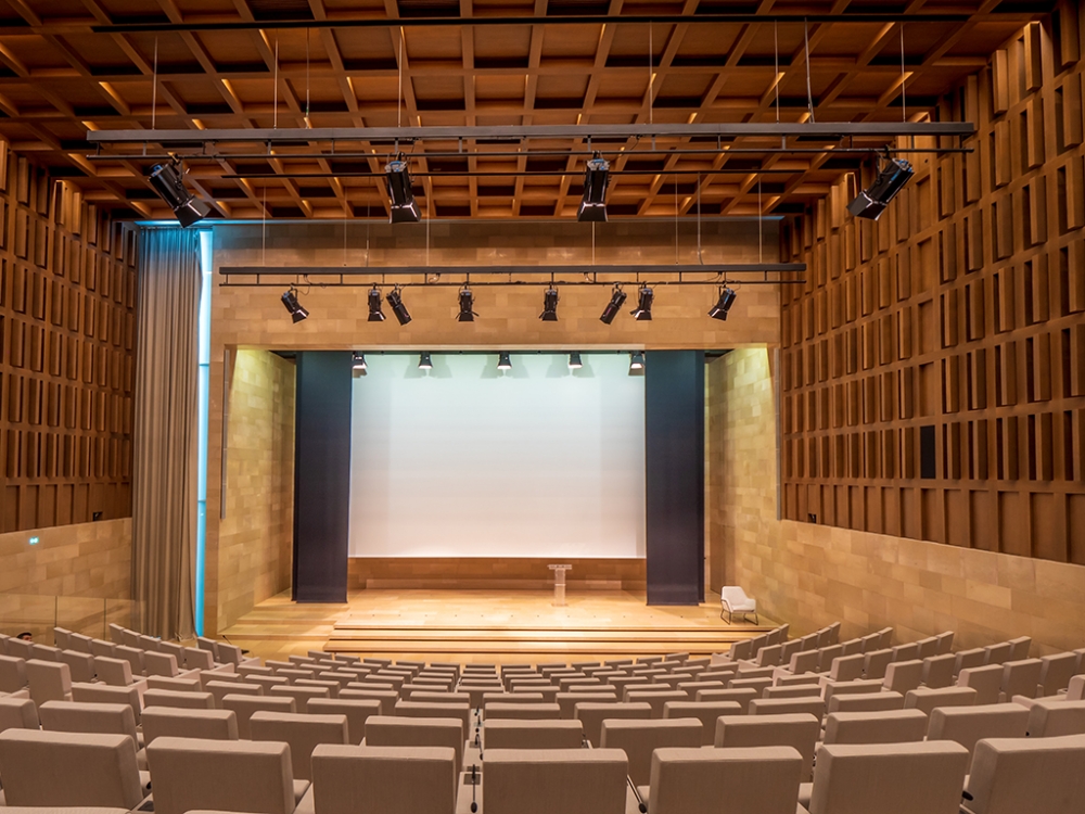 Institut de France: Auditorium André et Liliane Bettencourt1