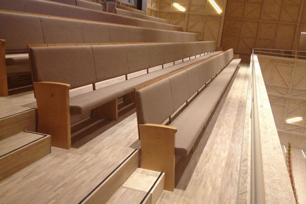 Le-Rosey-6-seating