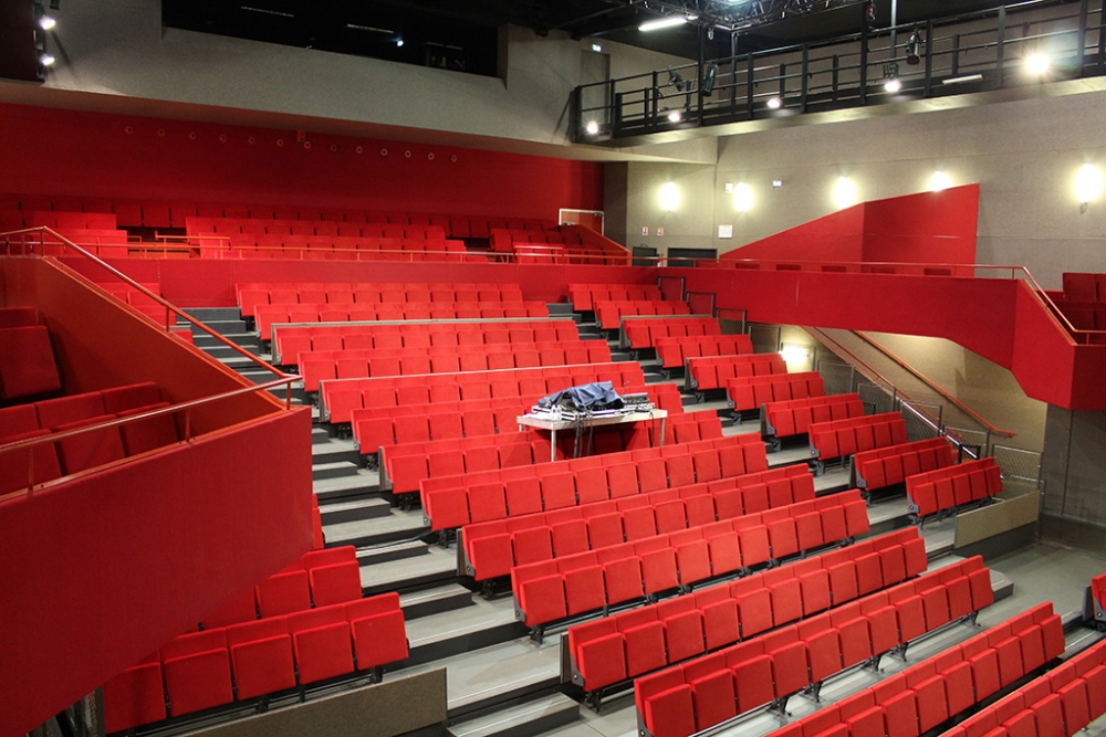 Oignies-salle musiques actuelles-Hugon Tribunes (1)