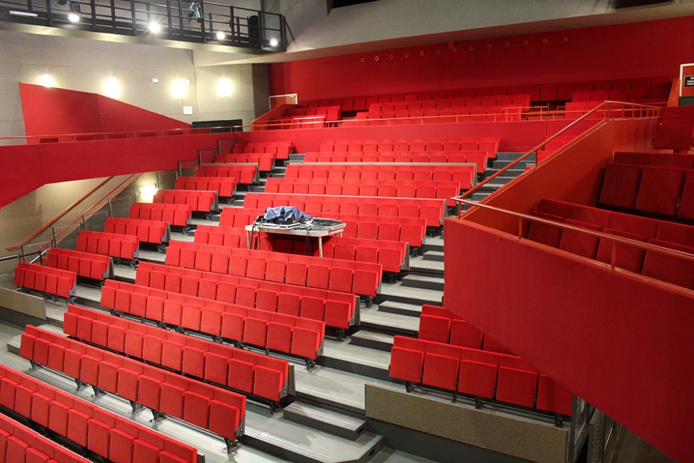 Oignies-salle musiques actuelles-Hugon Tribunes (5)