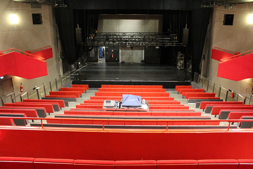 Oignies-salle musiques actuelles-Hugon Tribunes (6)