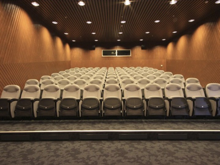 ESTETICA Y FUNCIONALIDAD EN EL HURDAL SKOLE, NORWAY