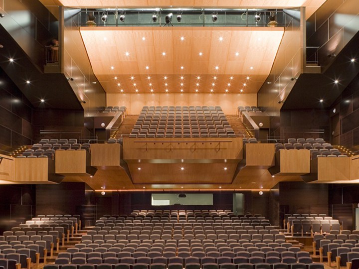 THE YORICK SEAT AT THE TEATRO PRINCIPAL DE TARRASA, SPAIN