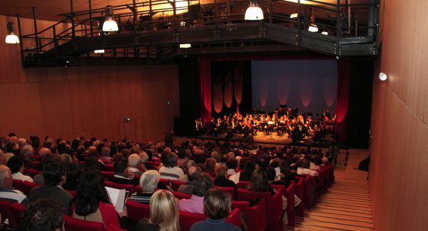 THEATRE DE THUIR FRANCE CIBELES ASCENDER SEATS